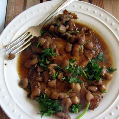 Making Chicken with a Mattone - Rancho Gordo